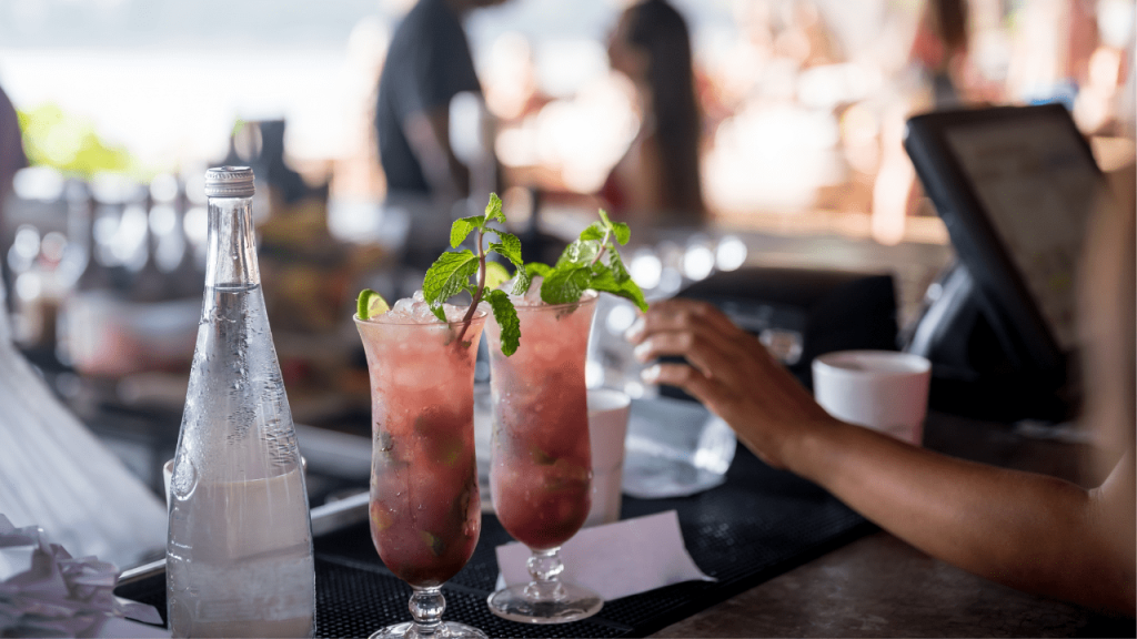 Μπάρα σε beach bar